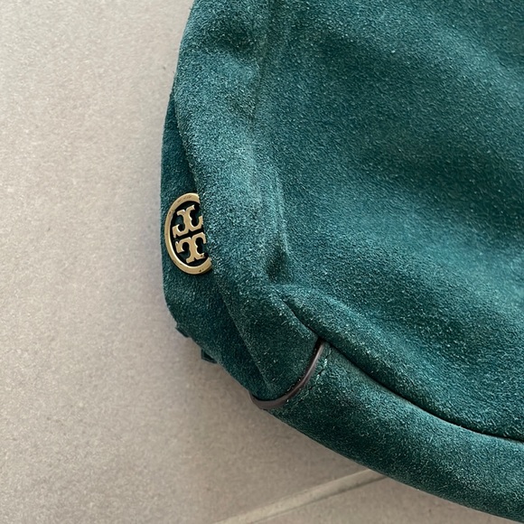 Tory Burch suede fringe leather bag in forest green - Picture 15 of 17